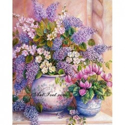 Картина за рисуване по номера - Деликатни цветя в бледо розово и нежно виолетово